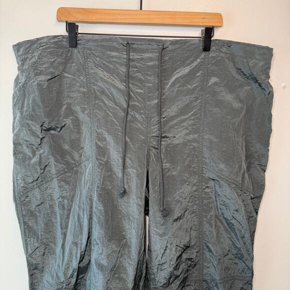 Wild Fable Women's Drawstring Parachute Pants Dark Green Size XXL - Picture 2 of 8